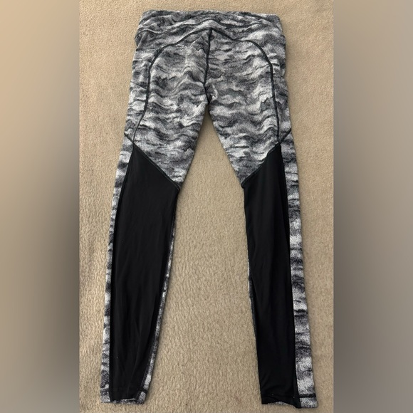 Lululemon Speed Tight V Power Luxtreme Hazy Days Black White / Black Size 10 - Picture 3 of 10